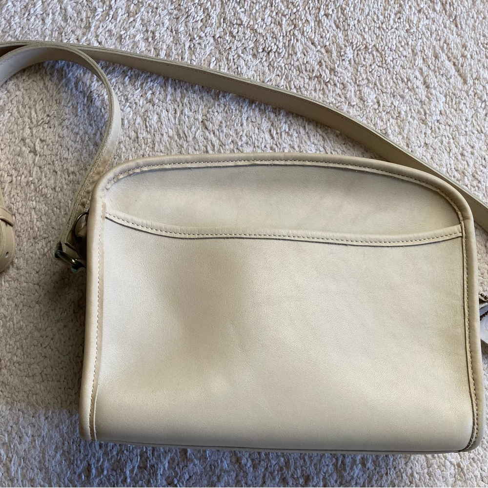 Coach Cream Leather Crossbody Bag Vintage Metropolis Zip Bag 9087